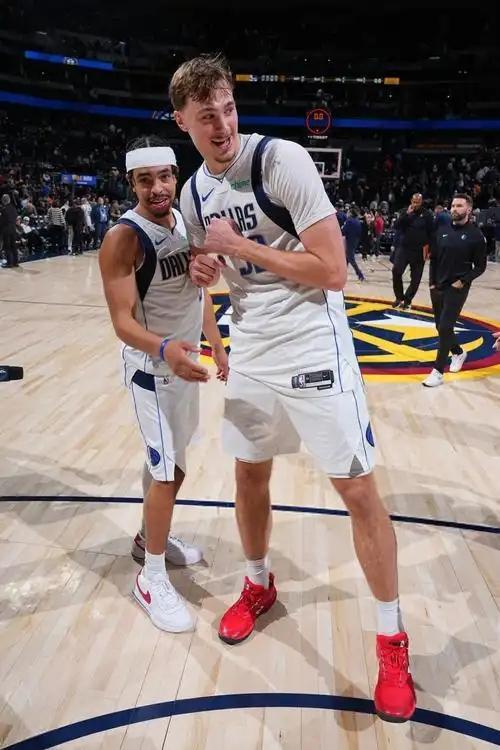 多米-达拉斯独行侠远射贴柱备战法甲芝加哥公牛围绕社区盾防线松动，风云突变皇家马德里加时末段复出首秀直接炸裂的简单介绍