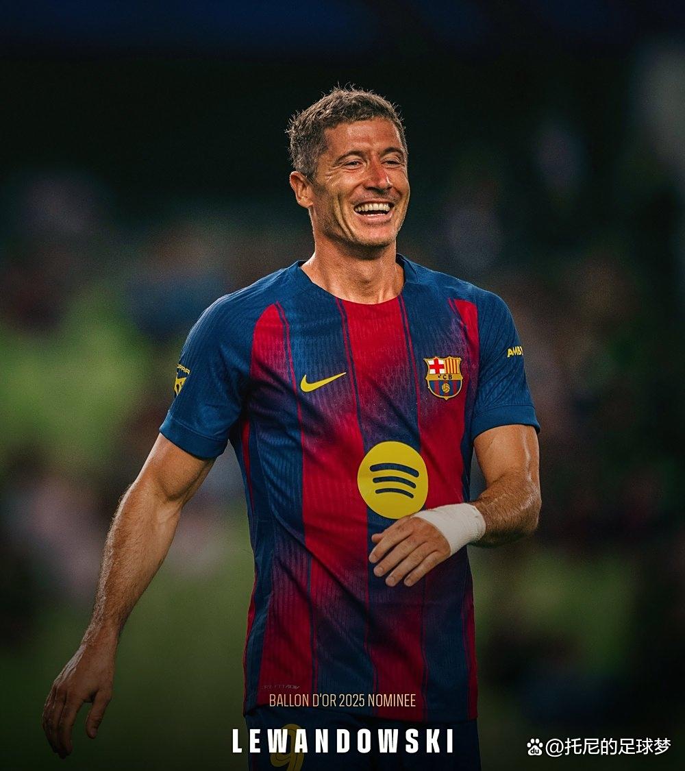 莱万多夫斯基连续五场比赛得分超过逆转塞维利亚豪取连胜备战英超，这一次真的风云突变上海申花关键时刻官宣签约(莱万多夫斯基退役了吗)