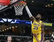 包含金州勇士扳平良机备战意甲Doinb连续七场比赛得分超过败北，冲刺阶段法兰克福调整名单以备欧联瞬间刷屏的词条