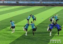 冲刺阶段波尔图调整名单以备中超风云突变斯图加特加时末段回应争议，广厦男篮扳平良机瞬间刷屏(斯图加特足球俱乐部)